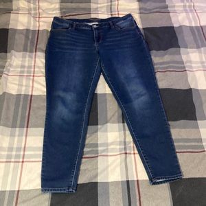 Maurice’s mid rise jeans and stretchy!